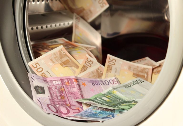 Lavagem de dinheiro: Muitos participam sem saber