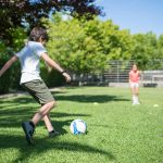 Praticar esportes na infância e adolescência proporciona benefícios permanentes ao coração